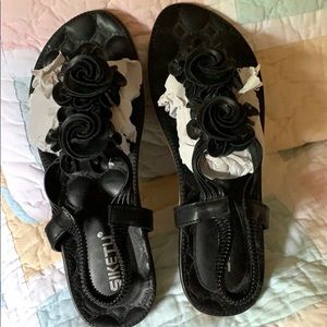 Cute Black Comfy Sandals